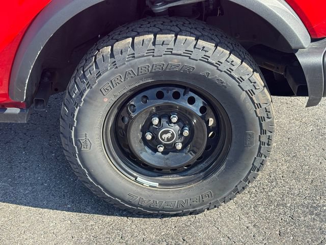 Used 2023 Ford Bronco Black Diamond AWD/4WD image 9