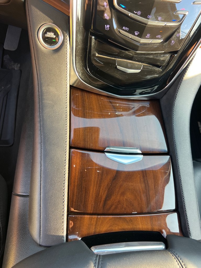 Used 2017 Cadillac Escalade Premium Luxury AWD/4WD image 37