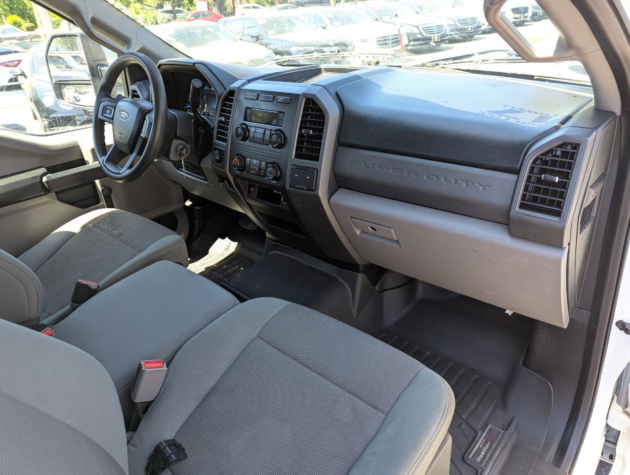 Used 2017 Ford F250 XL w/ Snow Plow Prep Package AWD/4WD image 28