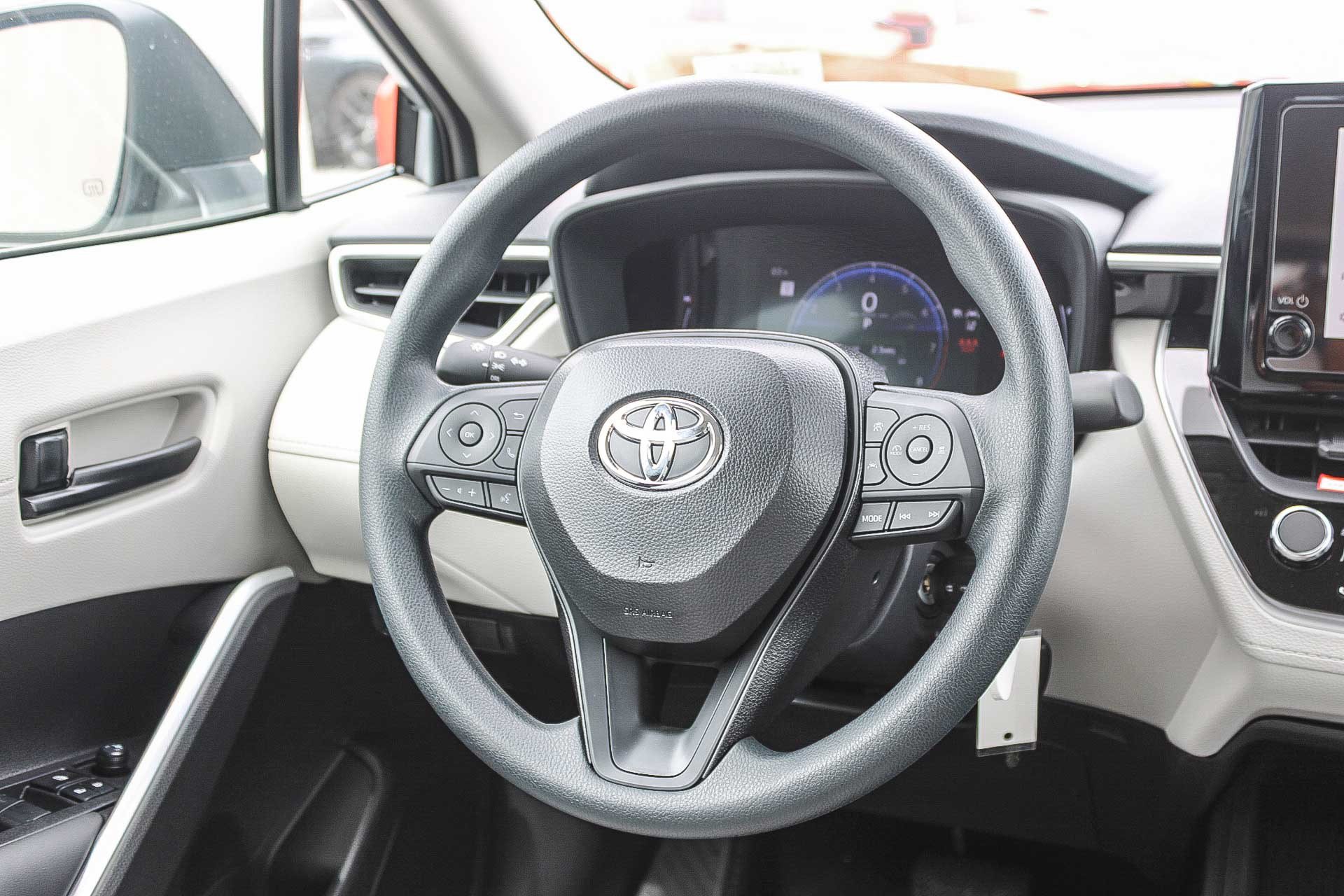 New 2026 Toyota Corolla Cross L FWD image 17