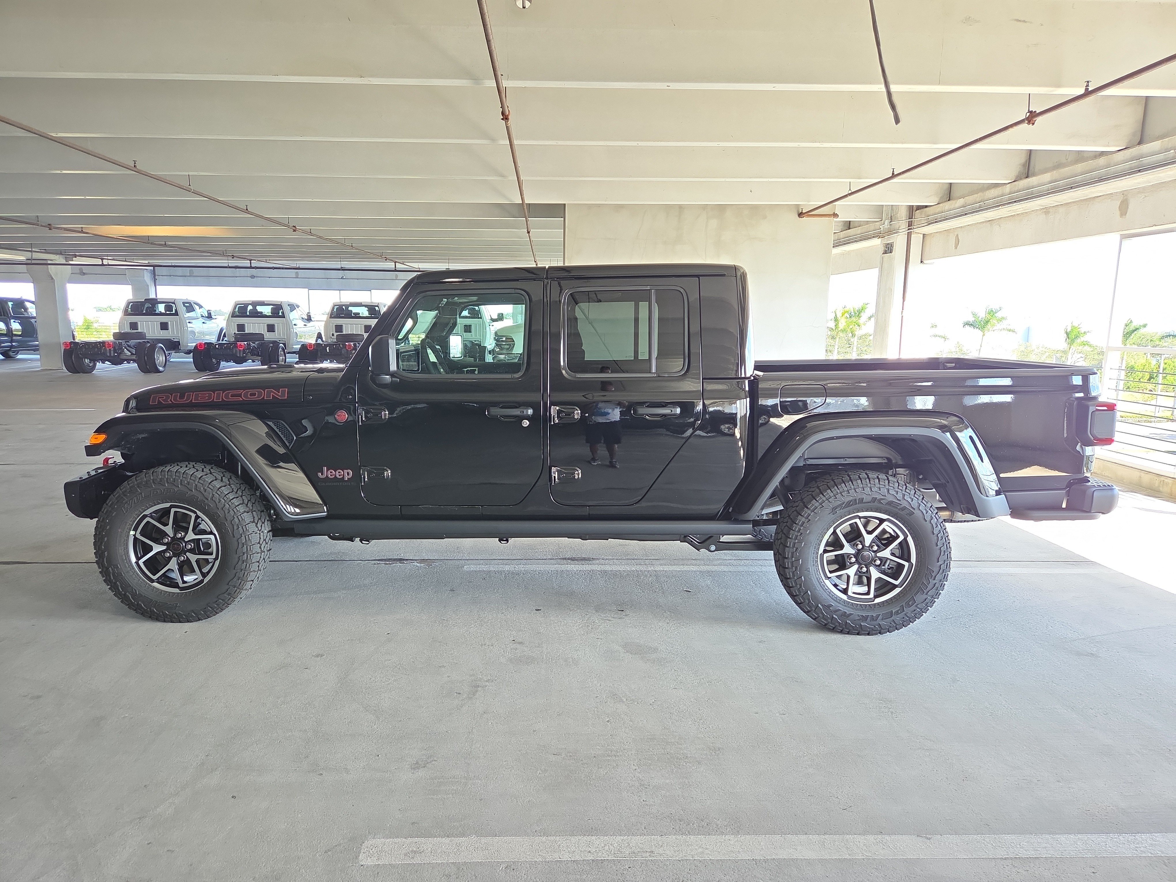 New 2025 Jeep Gladiator Rubicon AWD/4WD image 8