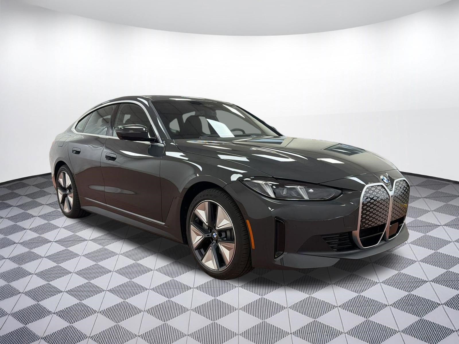 Used 2026 BMW i4 xDrive40i w/ Premium Package AWD/4WD image 6