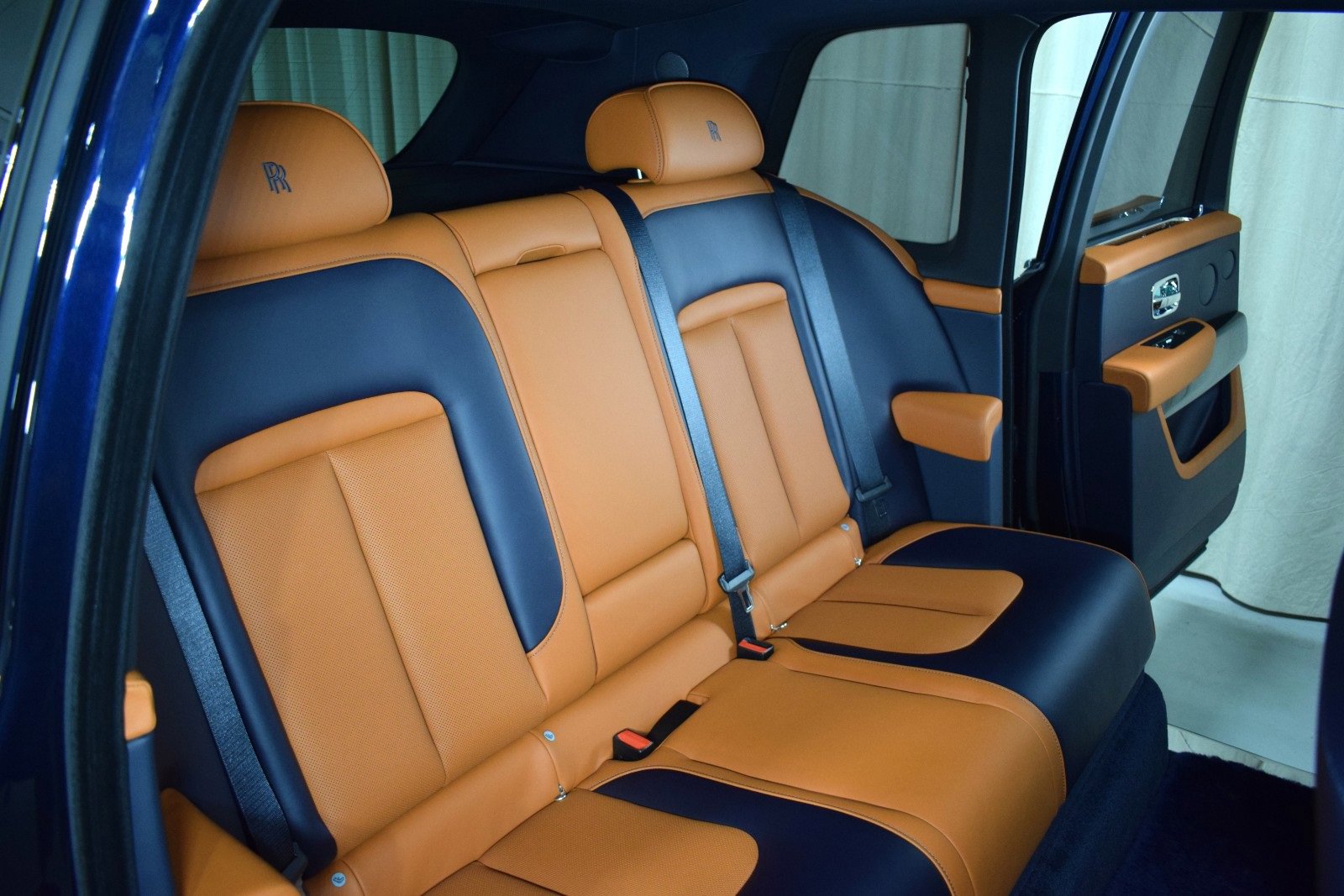 New 2026 Rolls-Royce Cullinan image 17