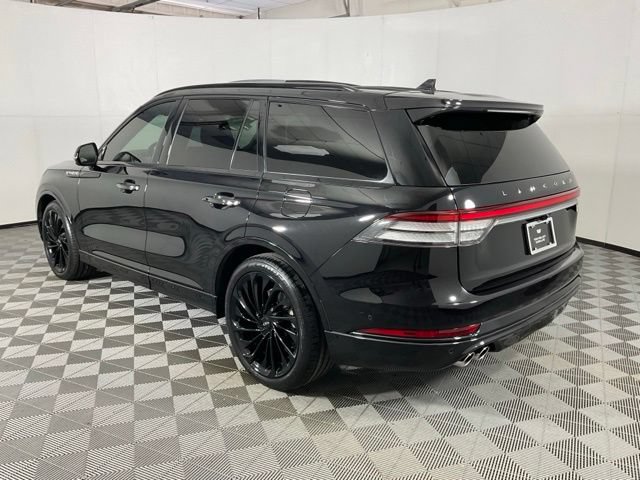 Used 2023 Lincoln Aviator Reserve w/ Equipment Group 201A AWD/4WD image 4