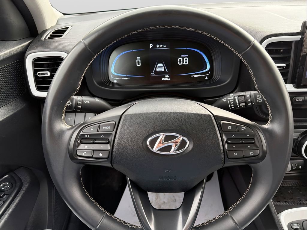 Certified 2024 Hyundai Venue Limited image 19