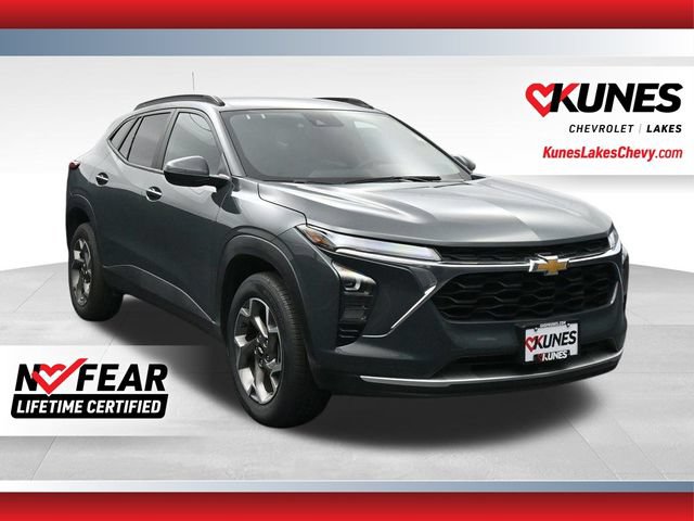 Used 2025 Chevrolet Trax LT w/ LT Convenience Package FWD image 1
