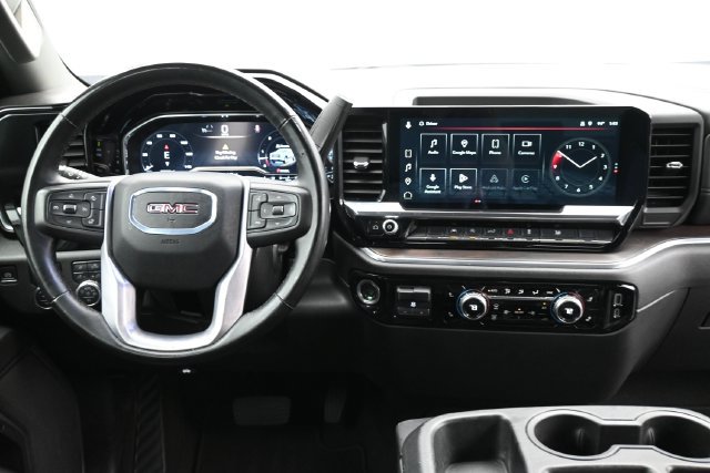 Used 2025 GMC Sierra 1500 SLT RWD image 10