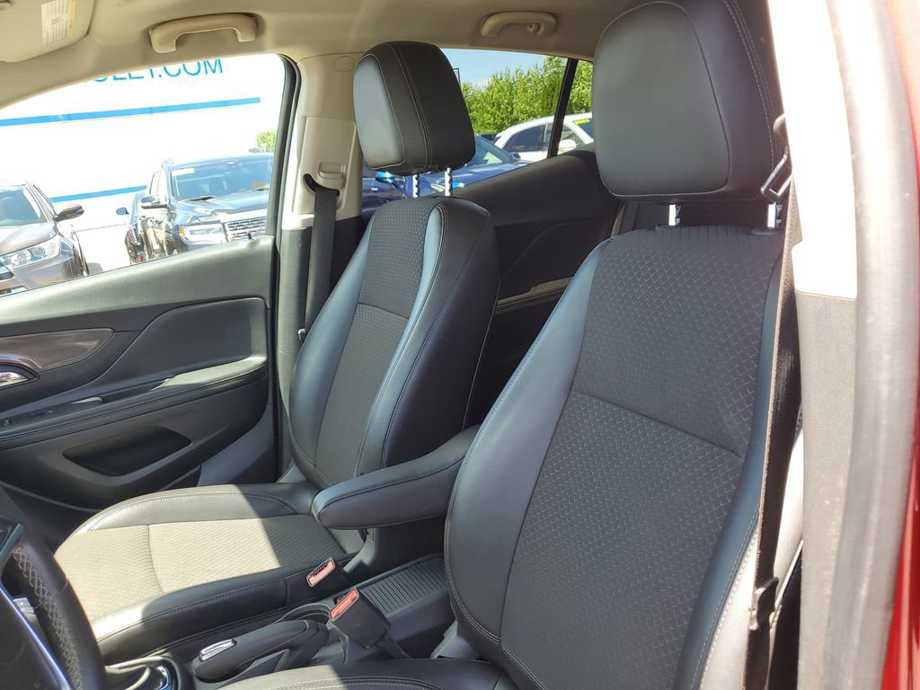Used 2019 Buick Encore Preferred w/ Safety Package FWD image 6