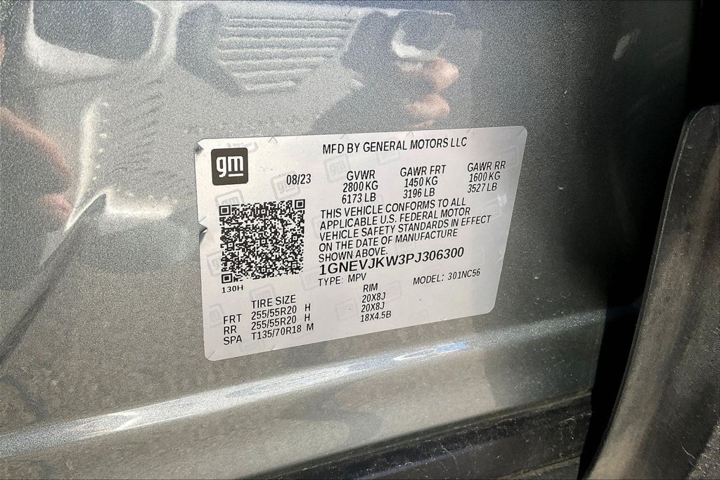 Used 2023 Chevrolet Traverse RS AWD/4WD image 32