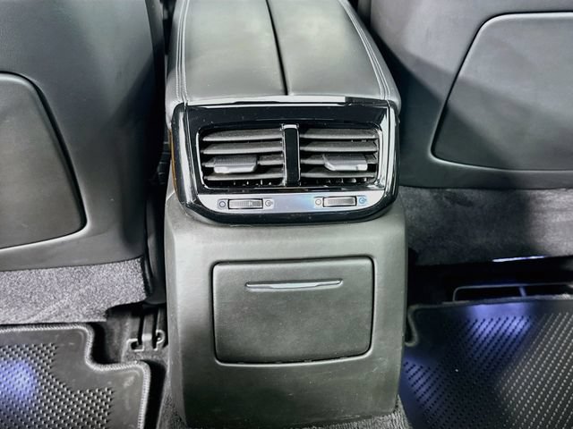 Used 2018 Genesis G90 3.3T Premium RWD image 26