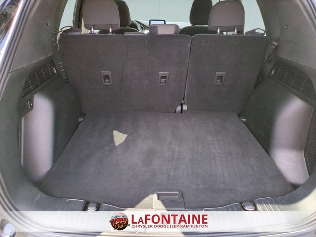 Used 2022 Ford Escape SE w/ Cold Weather Package FWD image 27