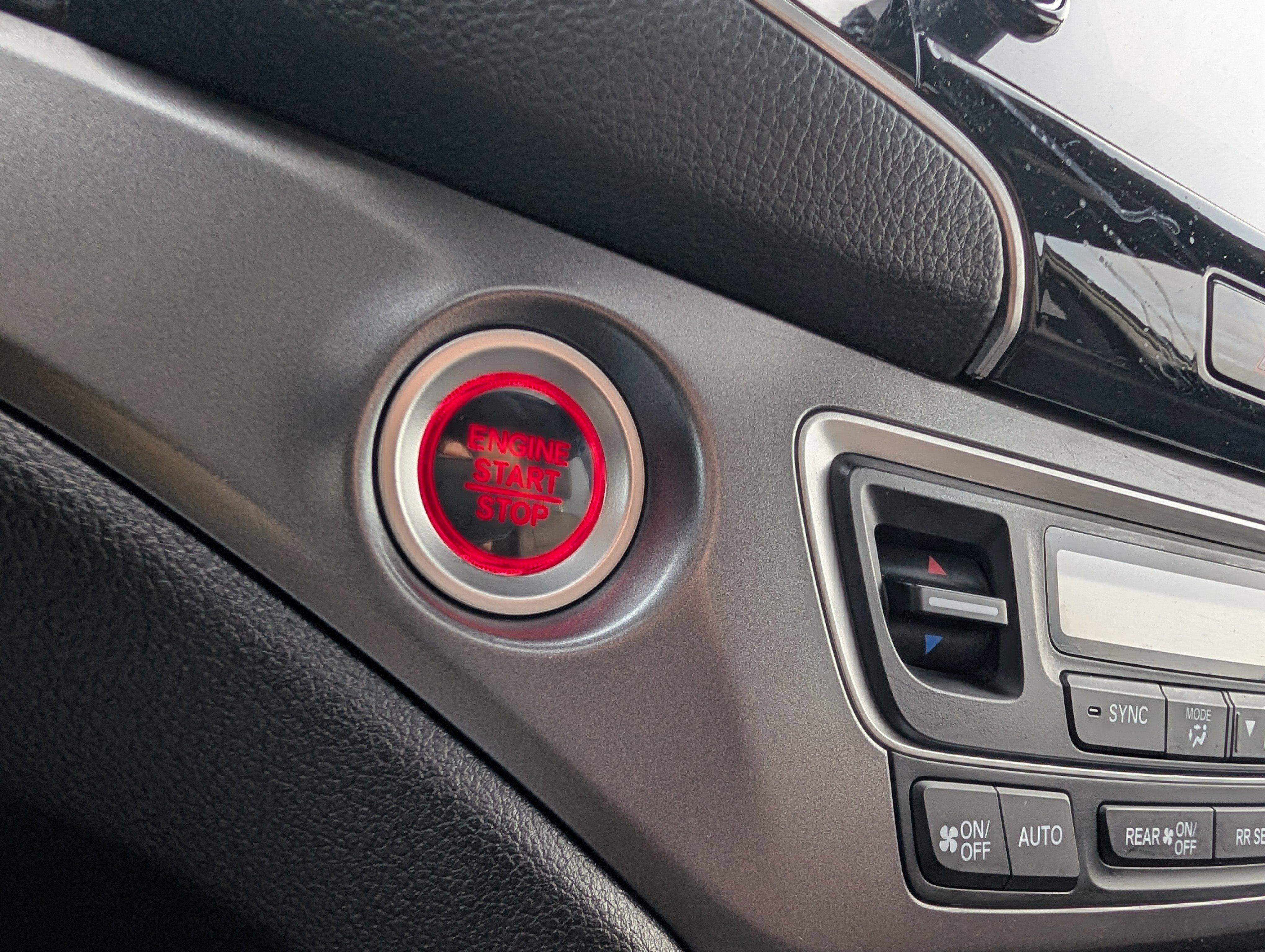 Used 2024 Honda Passport EX-L image 30