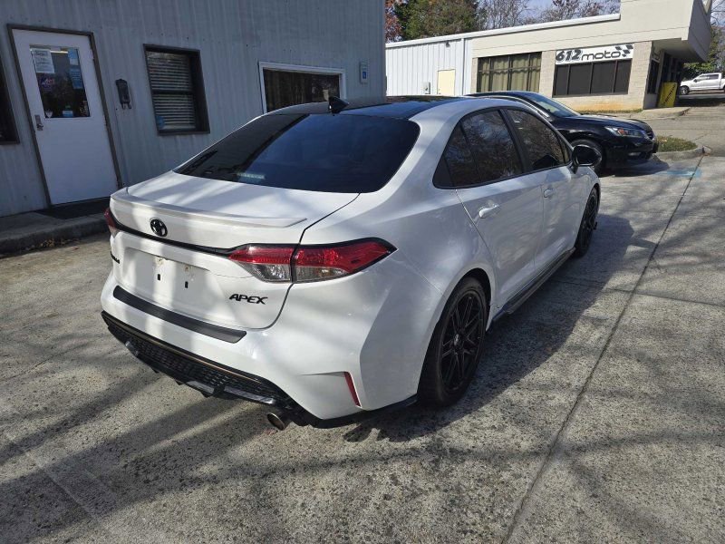 Used 2021 Toyota Corolla SE image 5