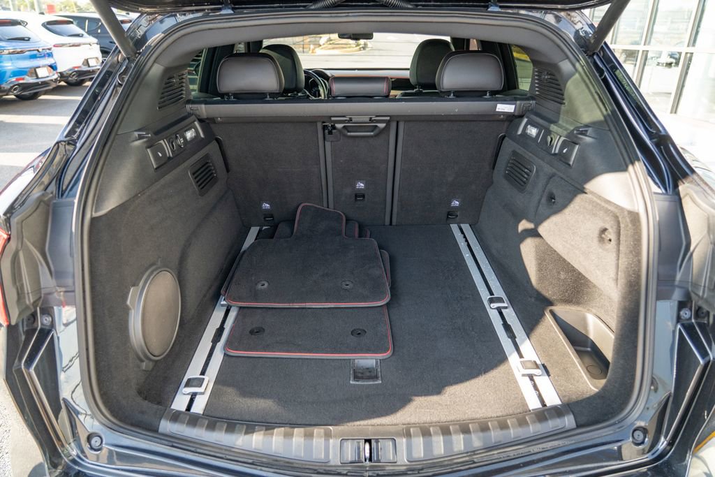 Used 2021 Alfa Romeo Stelvio Quadrifoglio image 7