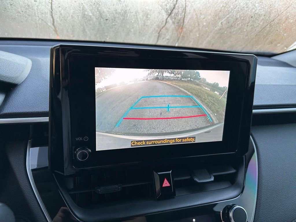 Used 2024 Toyota Corolla Cross LE image 24