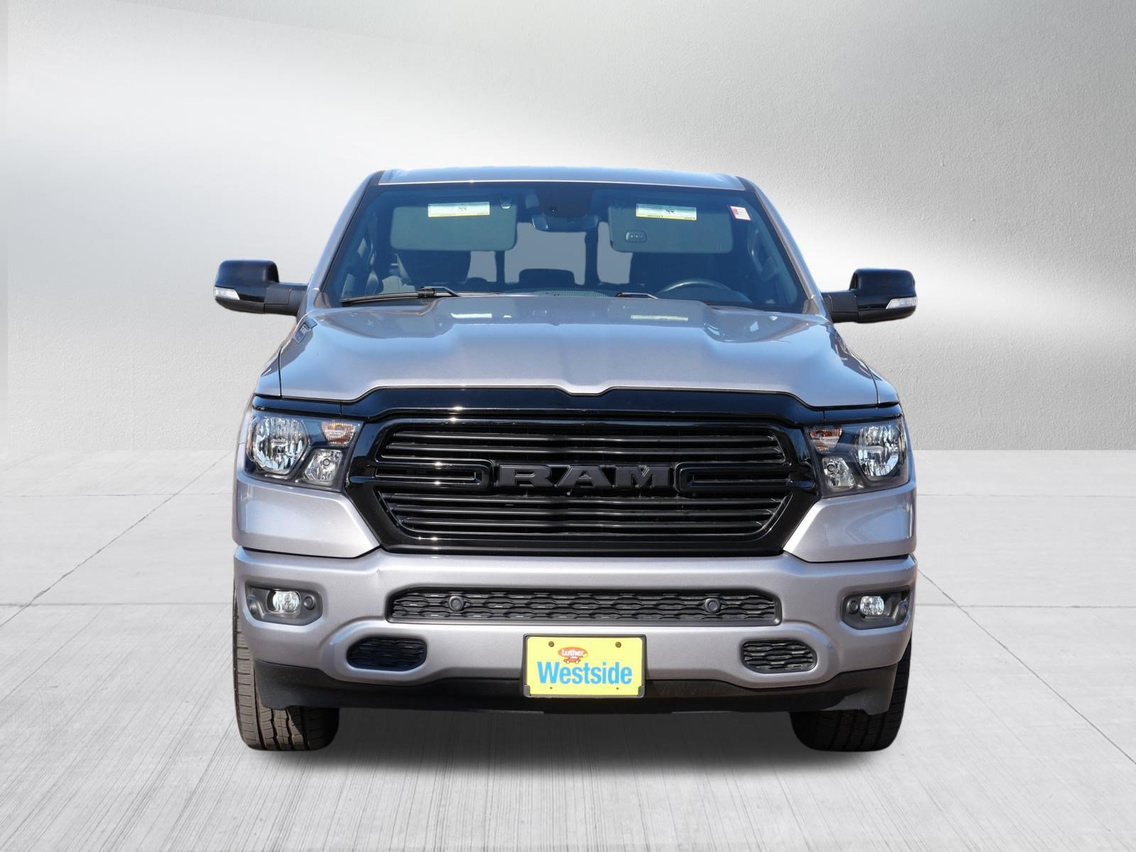Used 2021 RAM 1500 Big Horn AWD/4WD image 2
