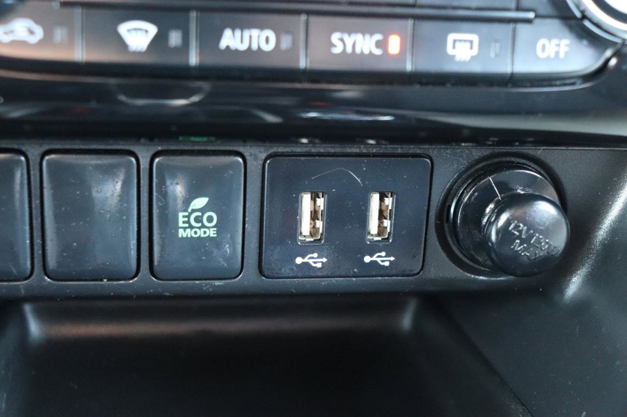 Used 2024 Mitsubishi Eclipse Cross SE image 33