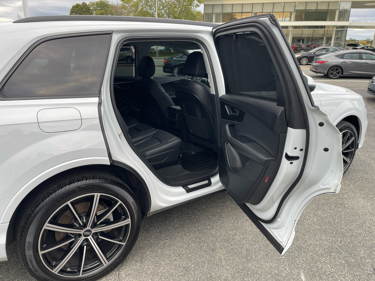 Used 2023 Audi Q7 3.0T Premium Plus image 29