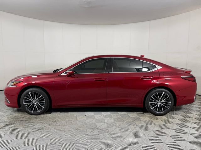 Certified 2022 Lexus ES 300h w/ Premium Package image 7