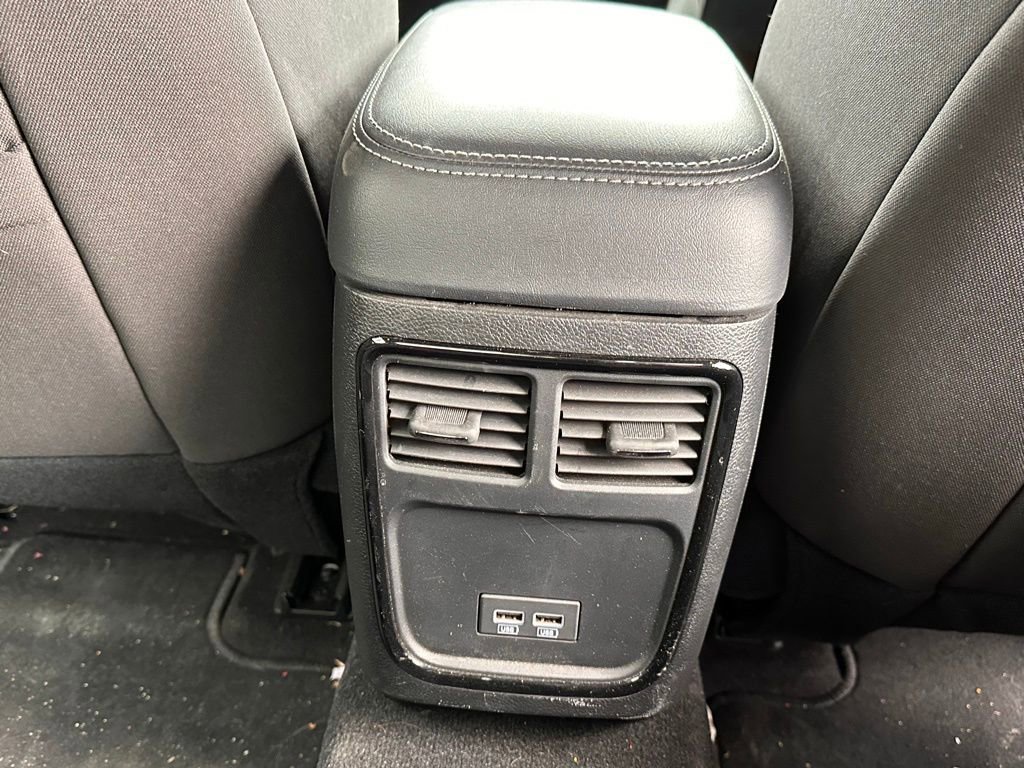 Used 2023 Dodge Charger SXT w/ Blacktop Package image 19