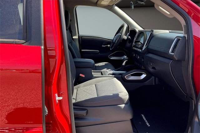 New 2026 Nissan Frontier SV w/ SV Convenience Package image 11