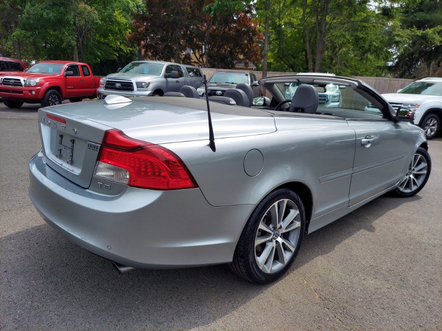 Used 2012 Volvo C70 T5 w/ Climate Pkg FWD image 4