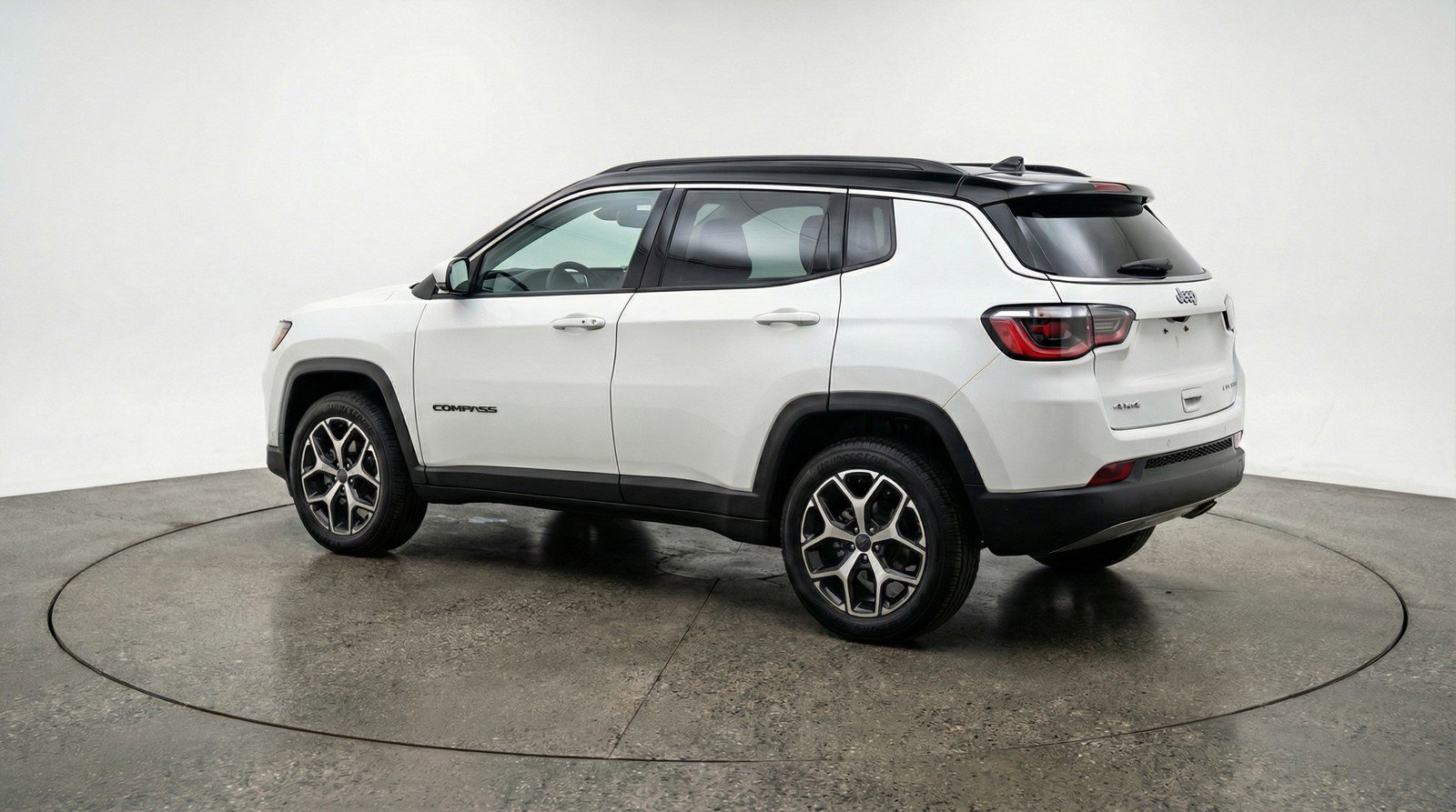 Used 2025 Jeep Compass Limited AWD/4WD image 6