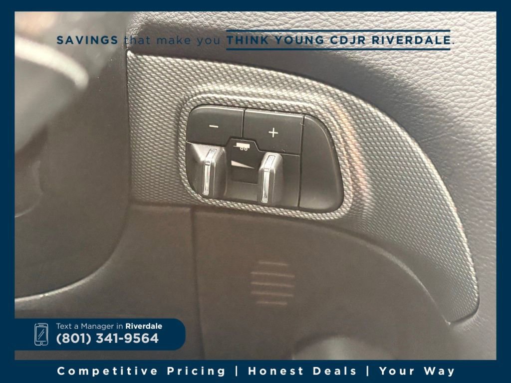 Used 2019 Dodge Durango R/T w/ Technology Group image 22