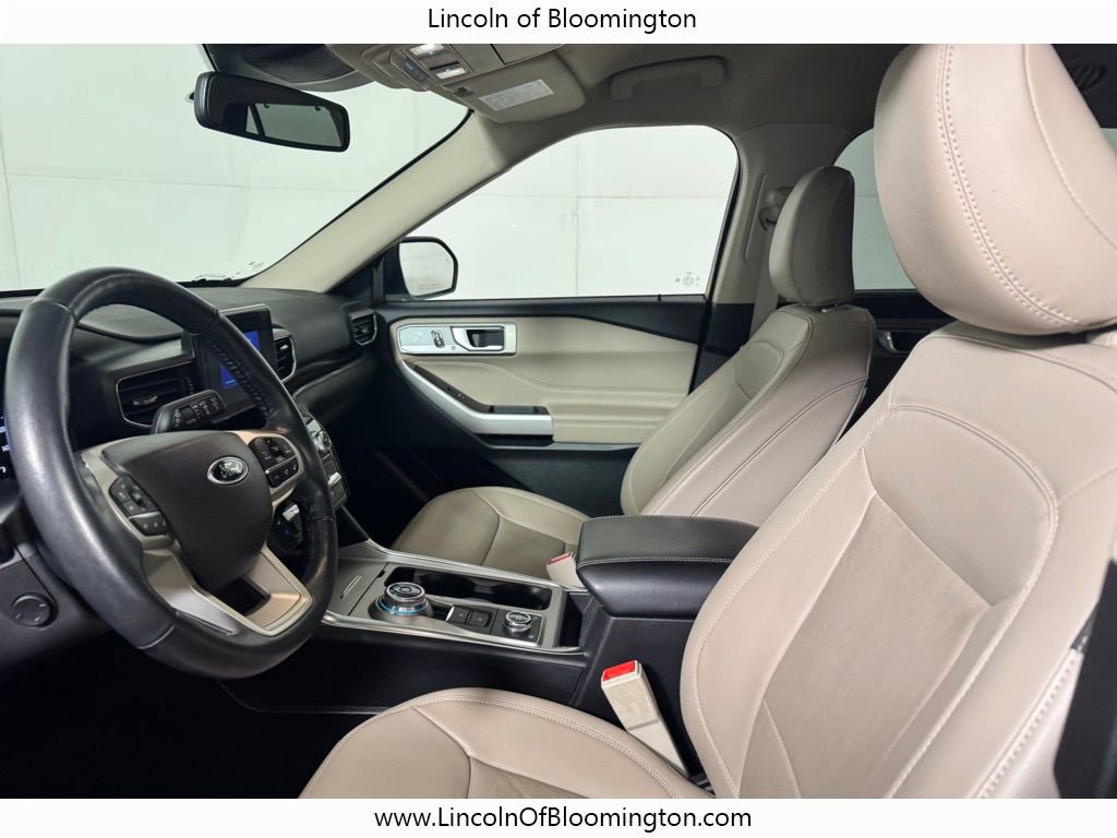 Used 2023 Ford Explorer Limited w/ Equipment Group 301A image 41