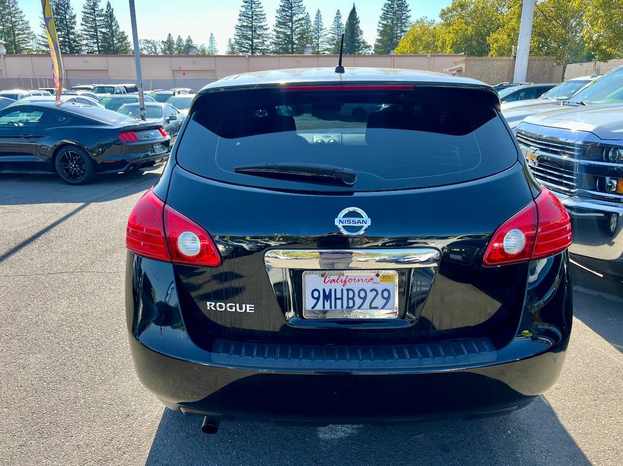 Used 2012 Nissan Rogue S FWD image 5