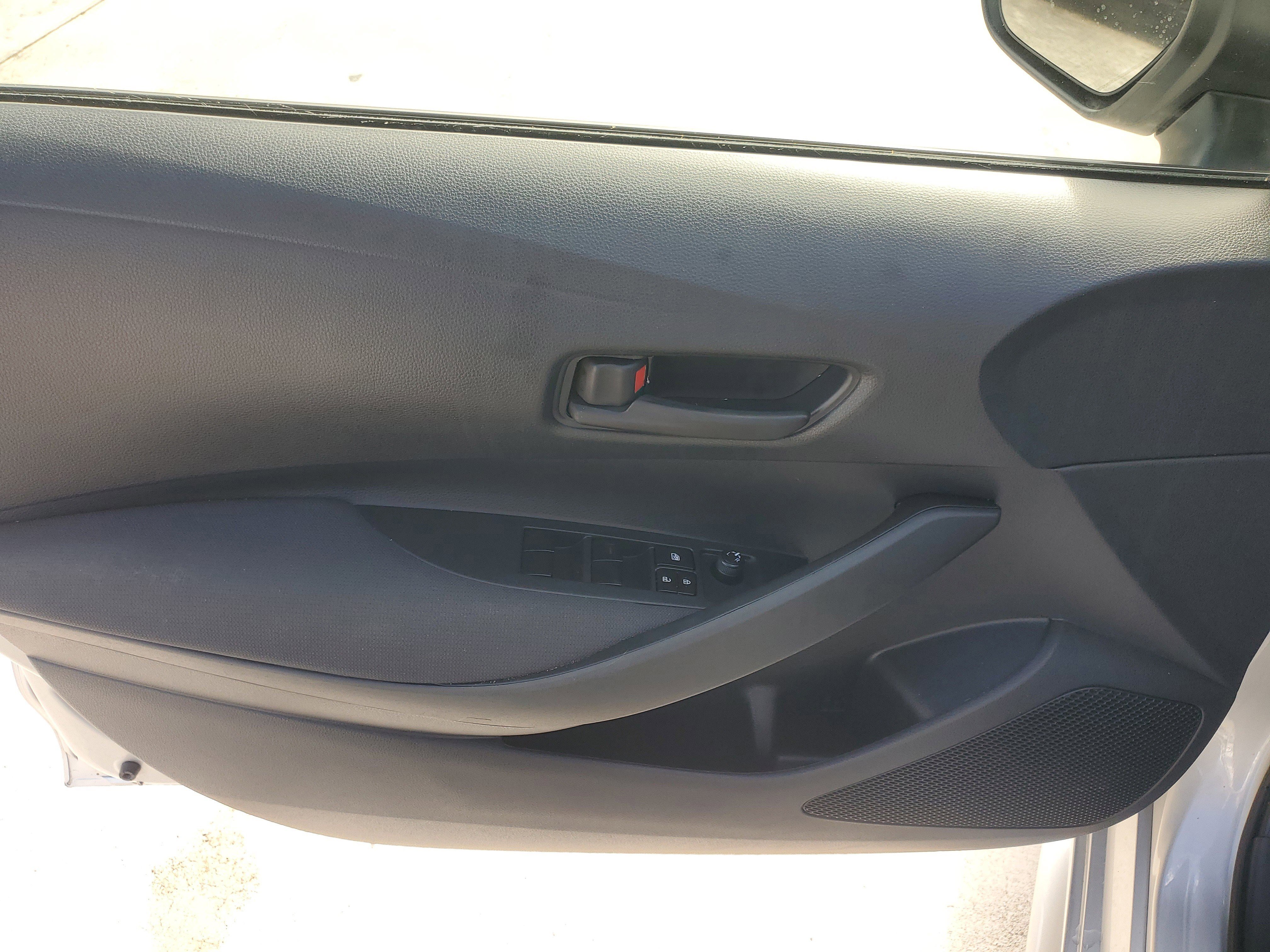 Used 2024 Toyota Corolla LE image 18