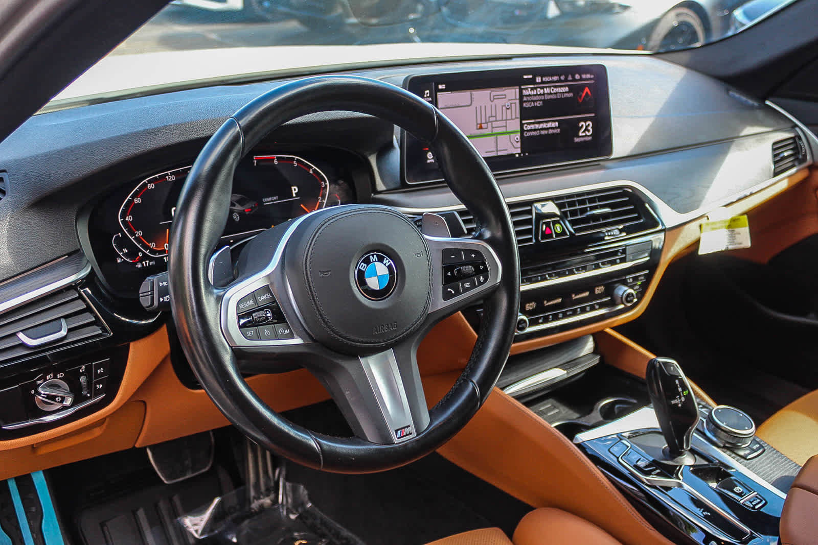 Certified 2022 BMW 530i w/ M Sport Package image 17