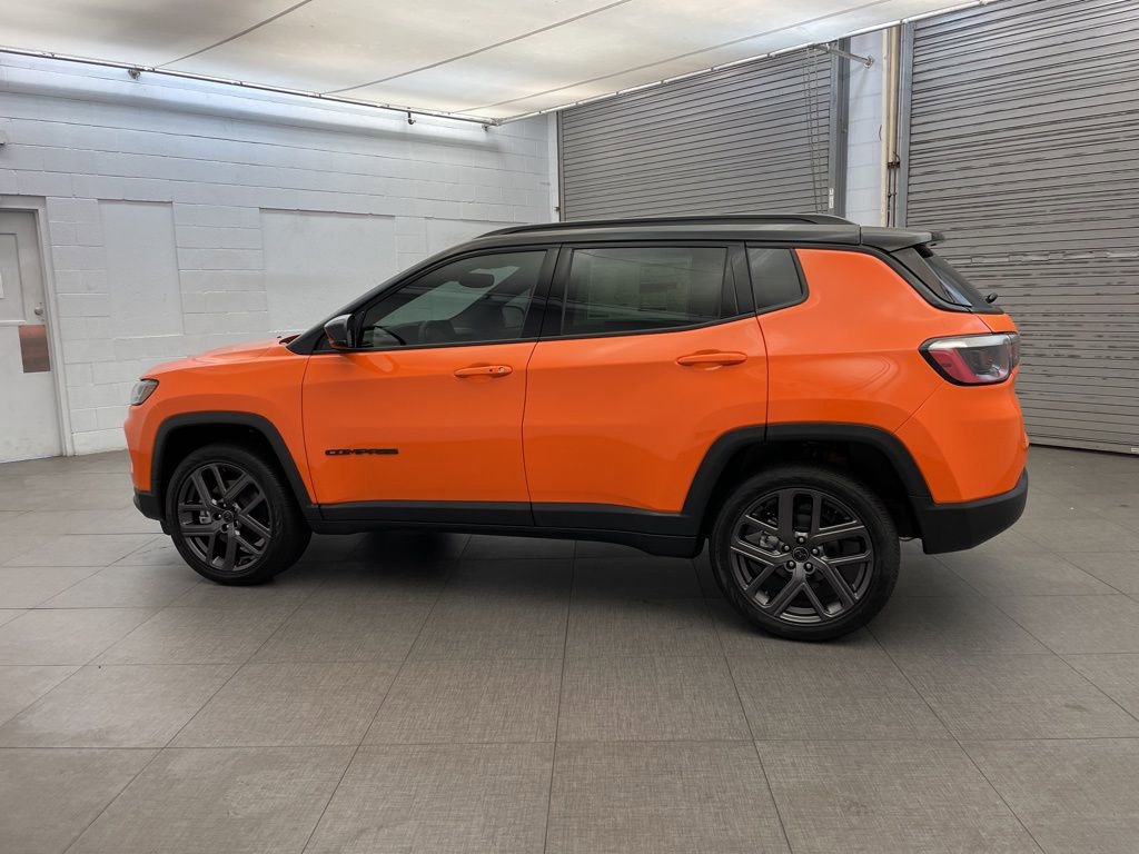 New 2026 Jeep Compass Limited w/ Sun, Sound & Navigation Group AWD/4WD image 5