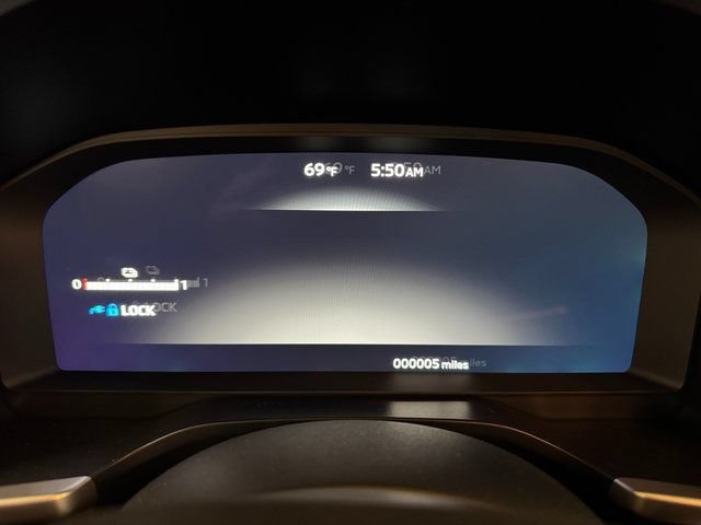New 2025 Mitsubishi Outlander SE AWD/4WD image 11