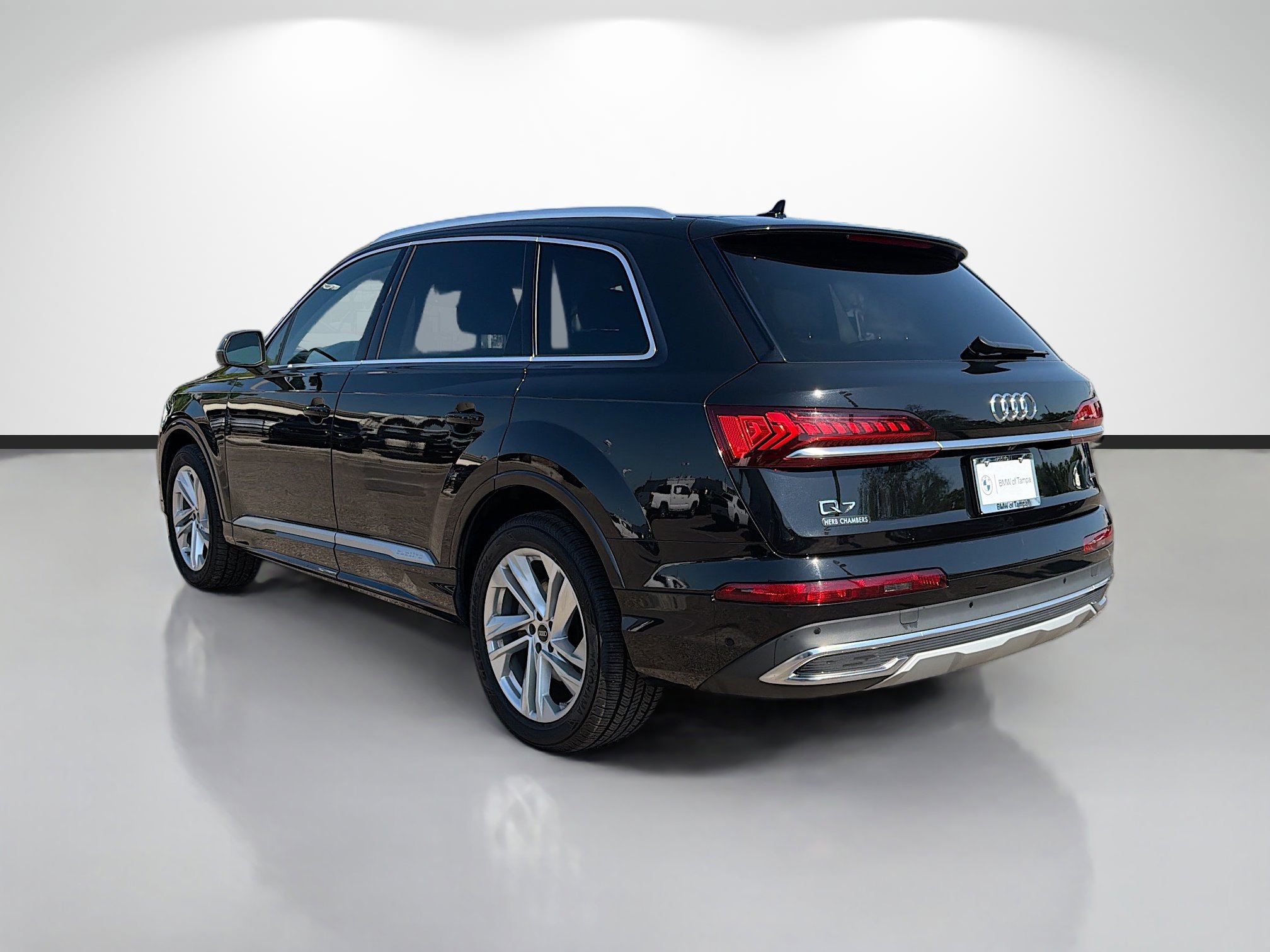 Used 2023 Audi Q7 3.0T Premium Plus image 5