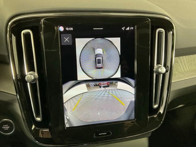 New 2026 Volvo XC40 B5 Plus w/ Protection Package Premier image 11