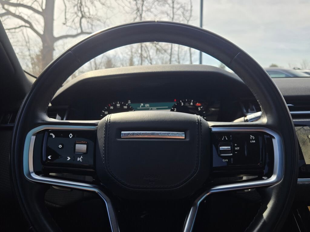 Used 2021 Land Rover Range Rover Velar R-Dynamic S image 30