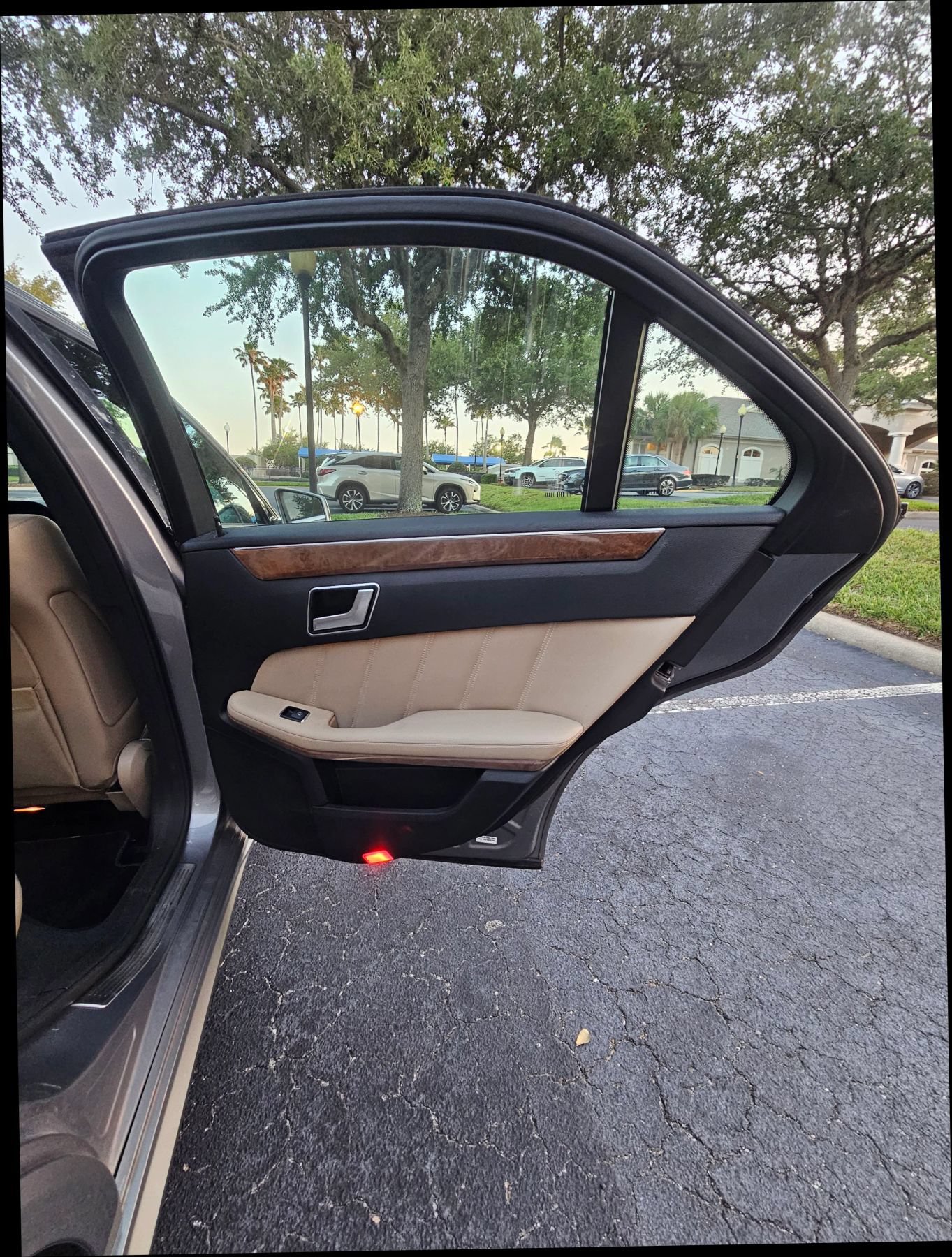 Used 2012 Mercedes-Benz E 350 Sedan image 21