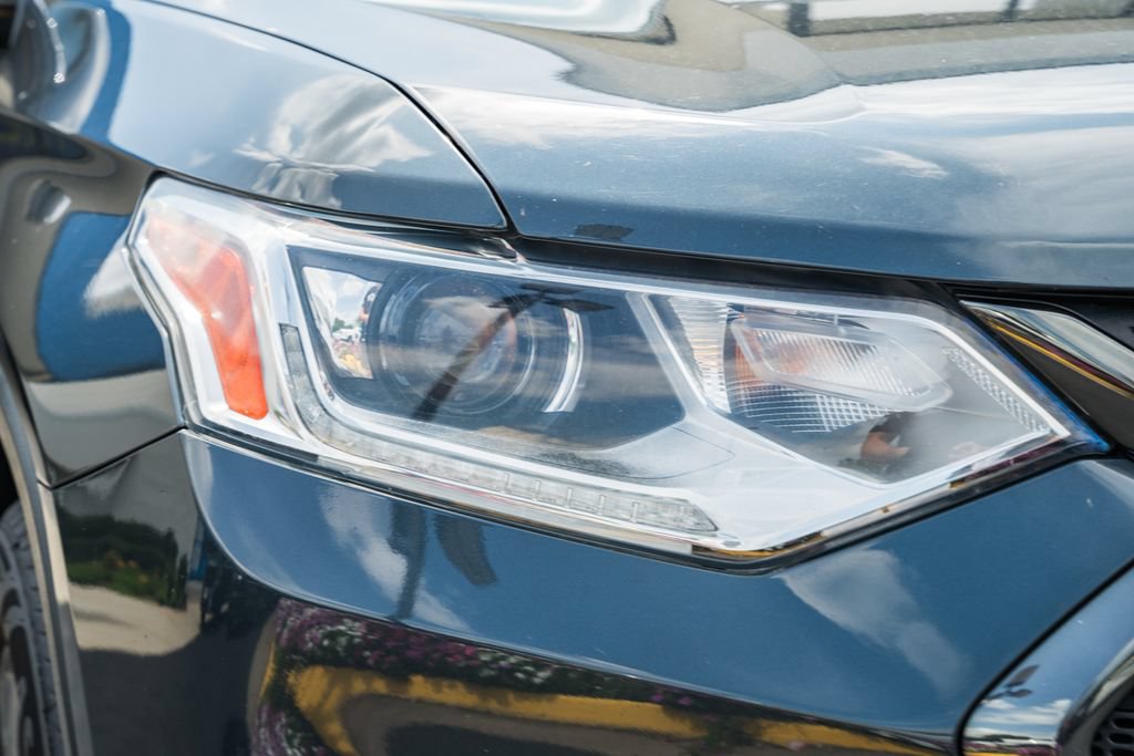 Used 2020 Chevrolet Traverse RS AWD/4WD image 11