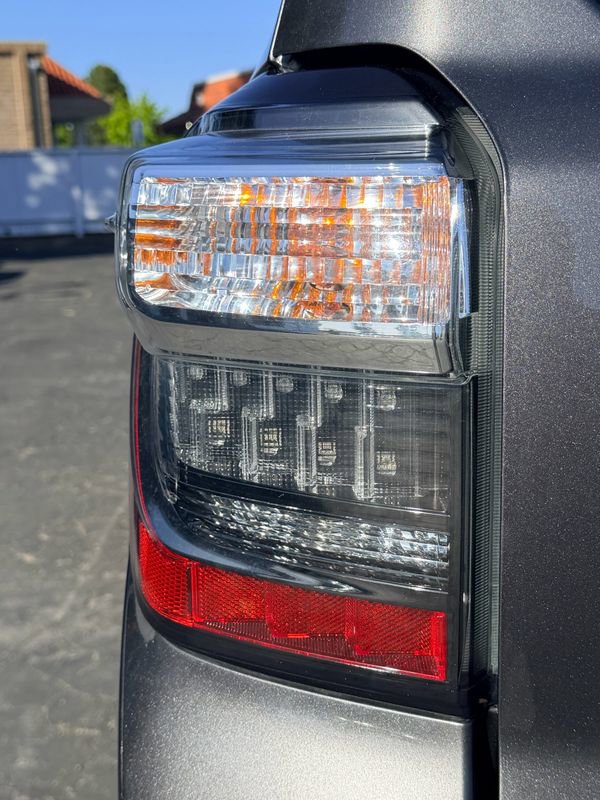 Used 2016 Toyota 4Runner SR5 image 10