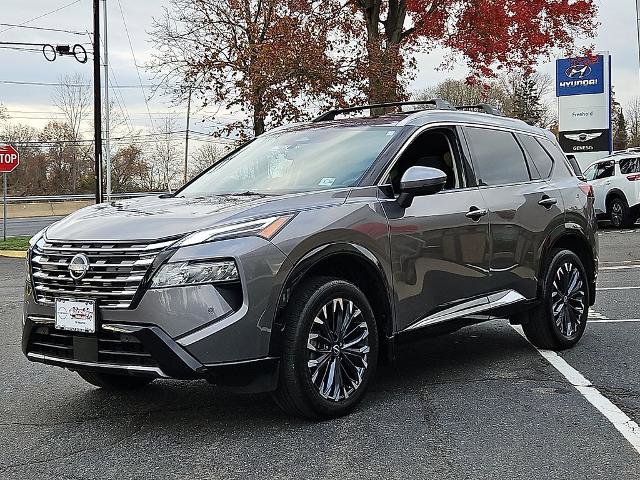 Certified 2025 Nissan Rogue Platinum image 4