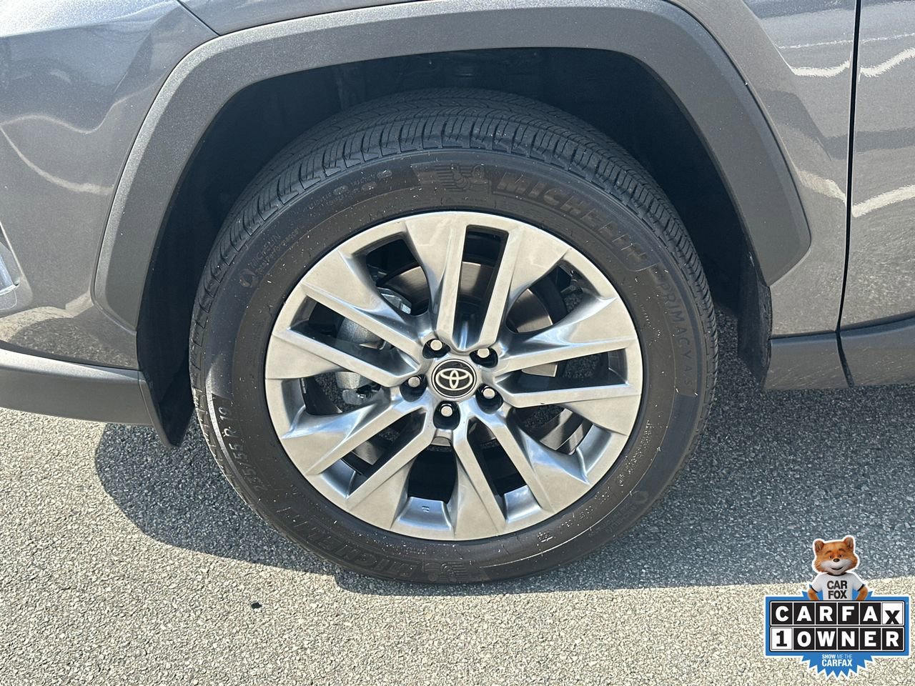 Used 2023 Toyota RAV4 XLE Premium image 11