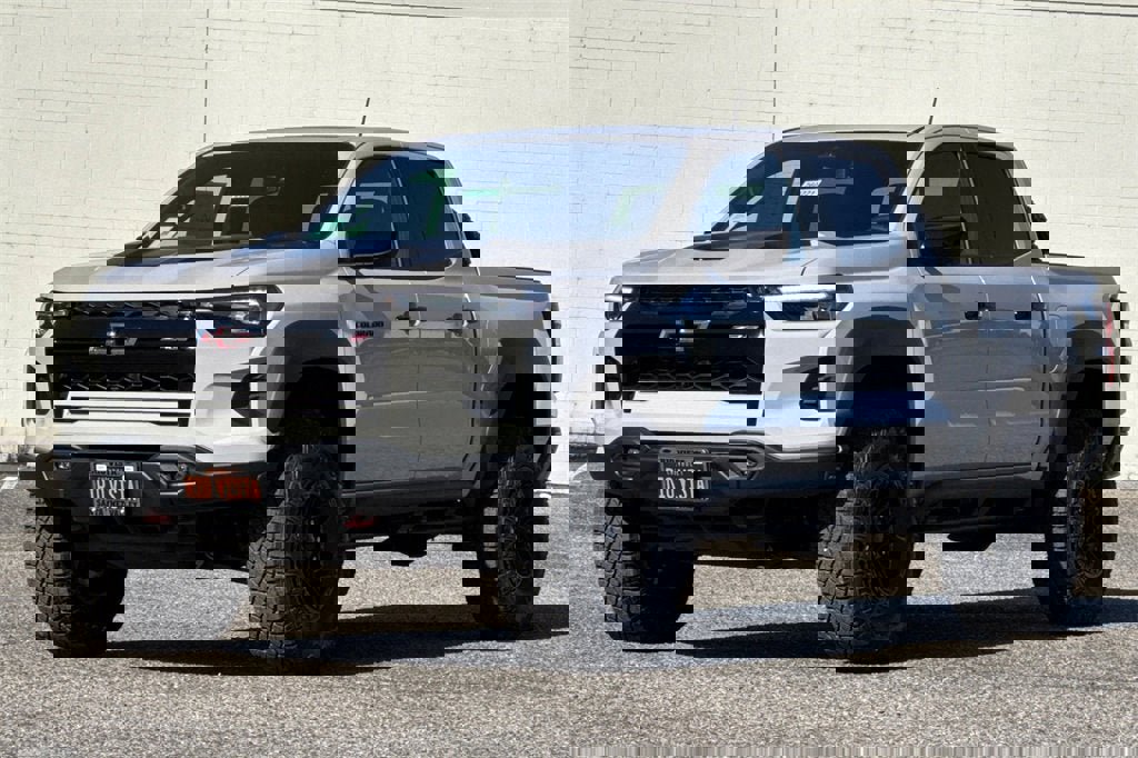 New 2026 Chevrolet Colorado ZR2 w/ ZR2 Bison Edition image 8