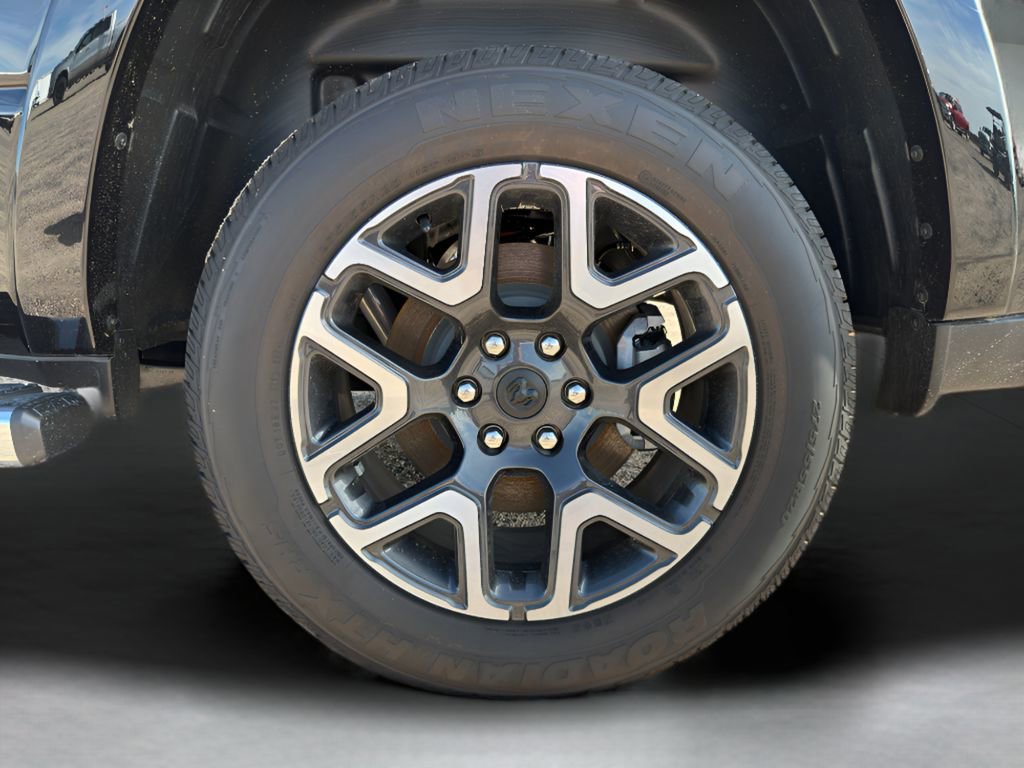 New 2025 RAM 1500 Laramie image 9