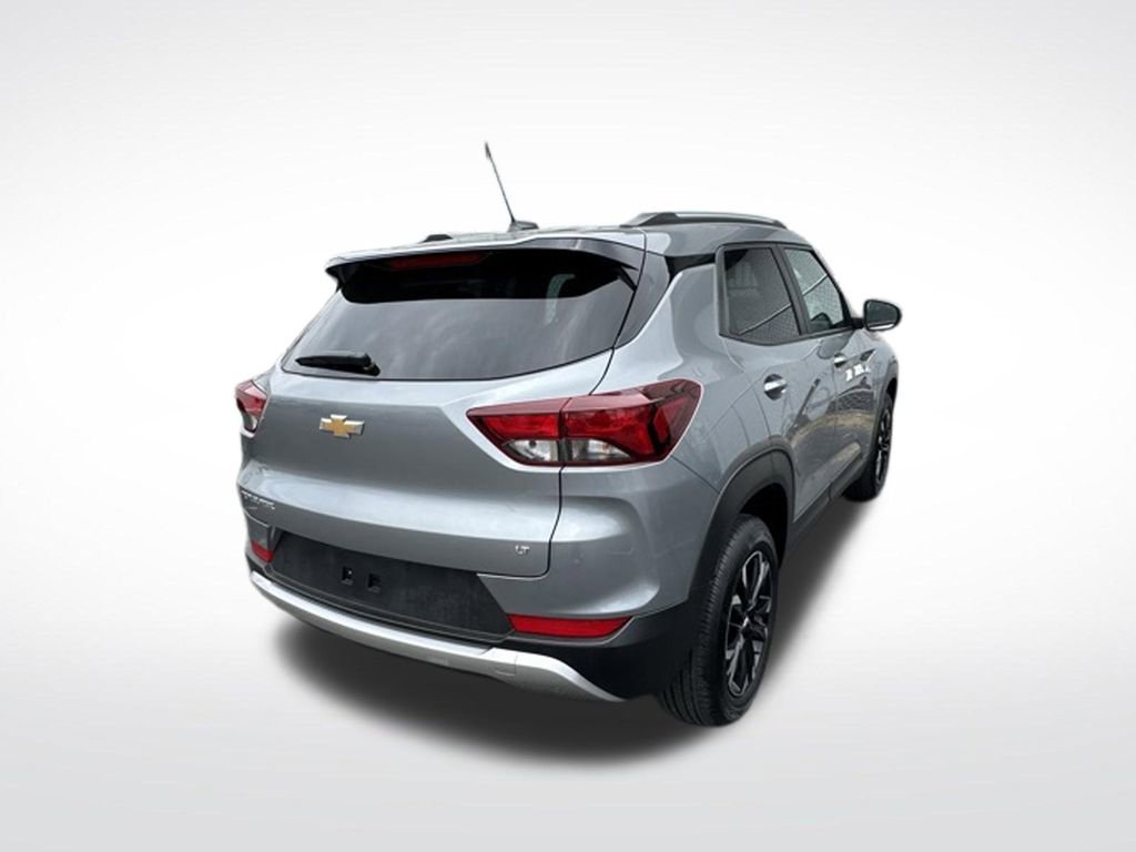 Used 2023 Chevrolet TrailBlazer LT w/ Convenience Package FWD image 6