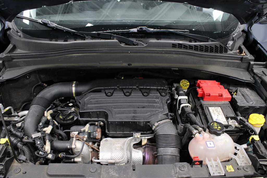 Used 2020 Jeep Renegade Limited w/ LED Lighting Group image 16