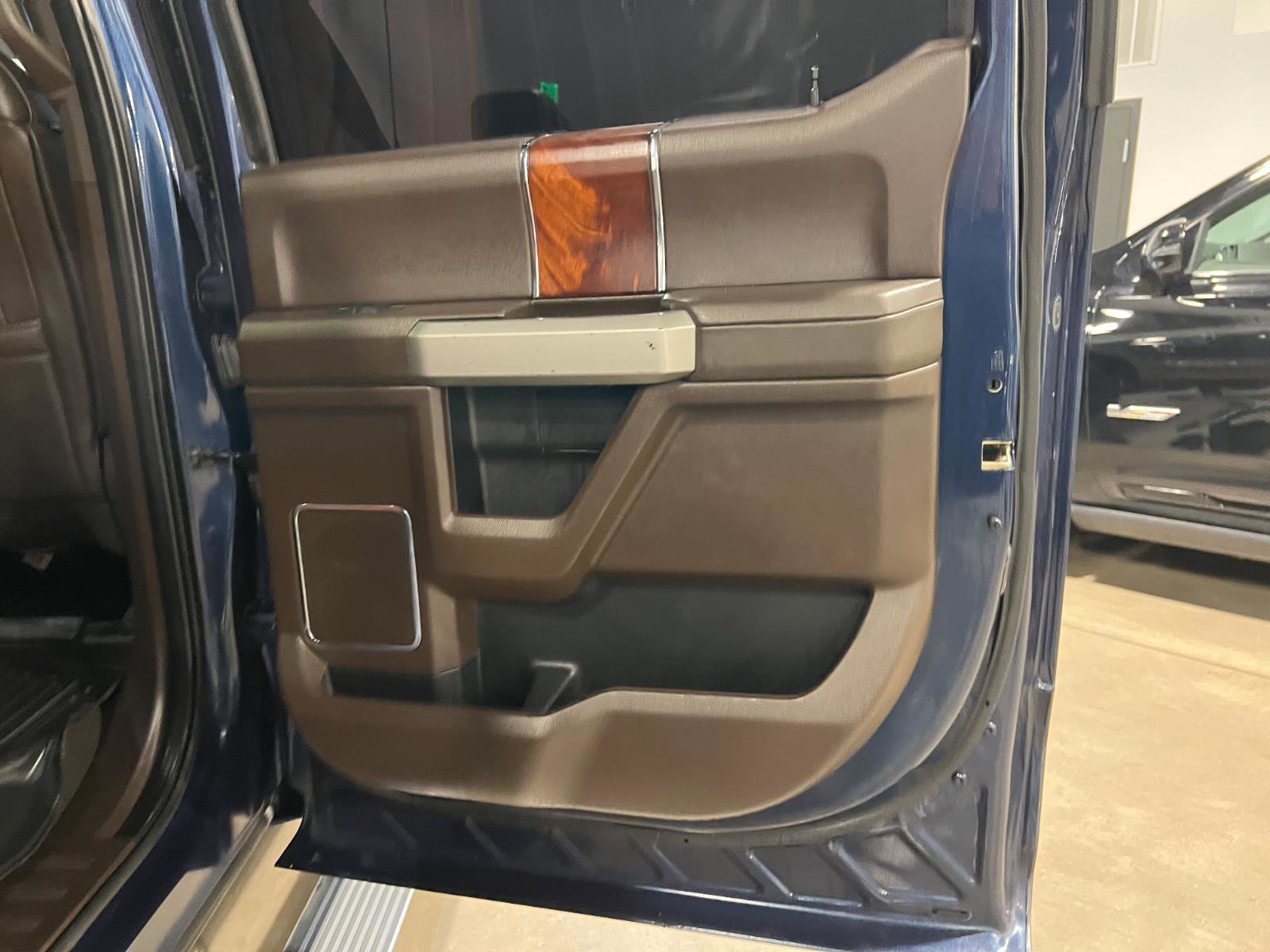 Used 2019 Ford F250 King Ranch w/ King Ranch Ultimate Package image 27