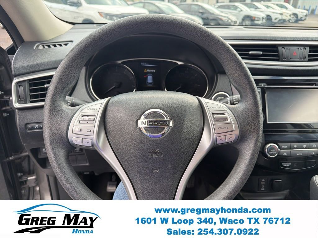 Used 2015 Nissan Rogue SV w/ SV Premium Package image 11