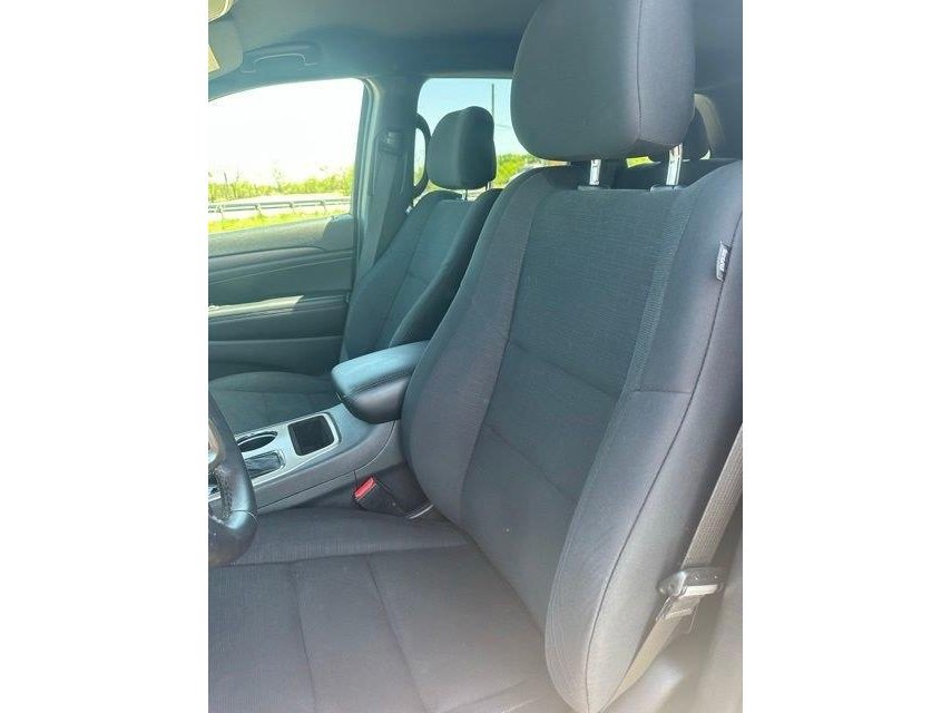 Used 2016 Jeep Grand Cherokee Laredo AWD/4WD image 22