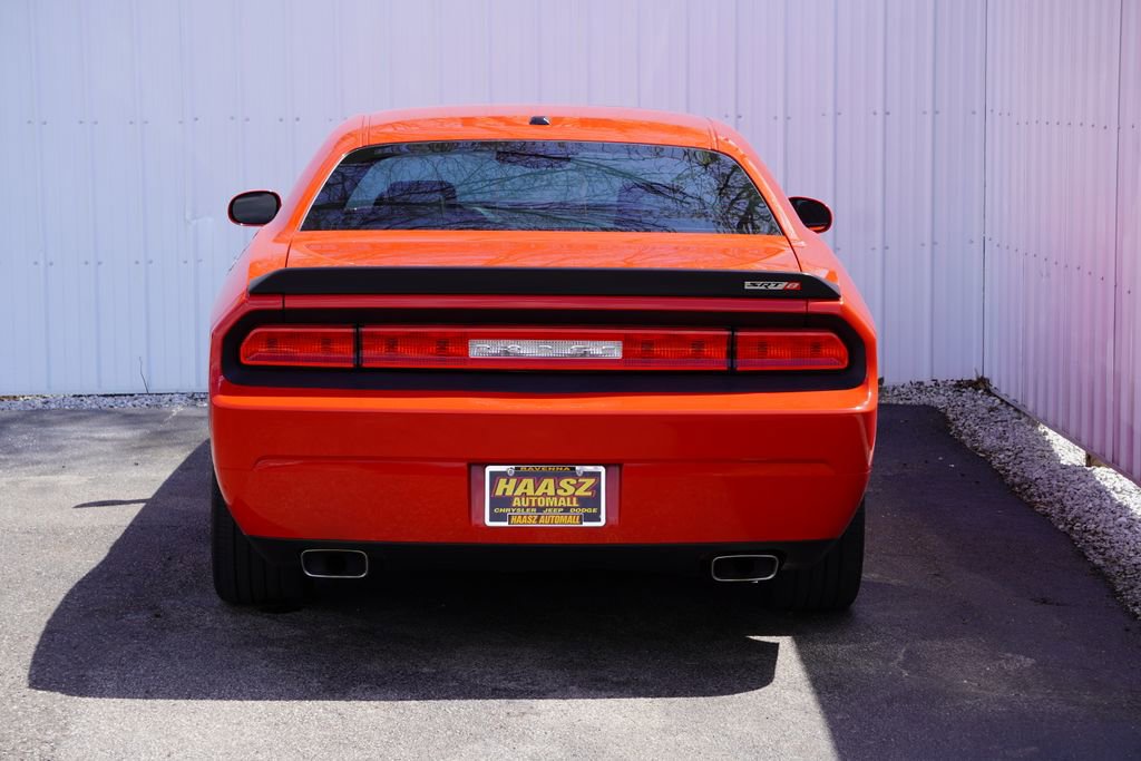 Used 2009 Dodge Challenger SRT8 RWD image 5